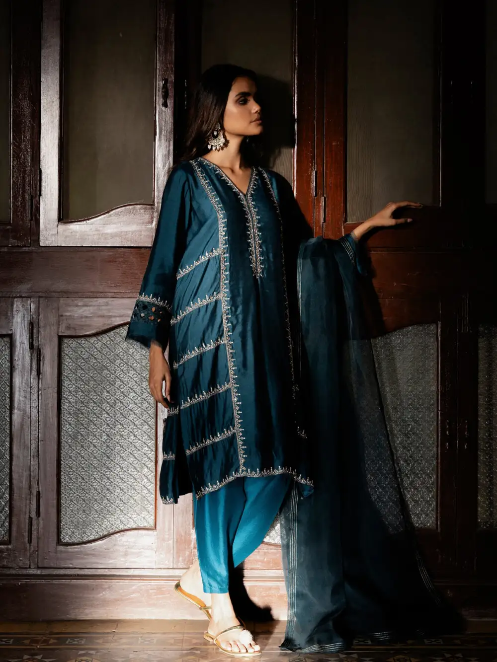 ALISHA KURTA W/ SKINNY SHALWAR