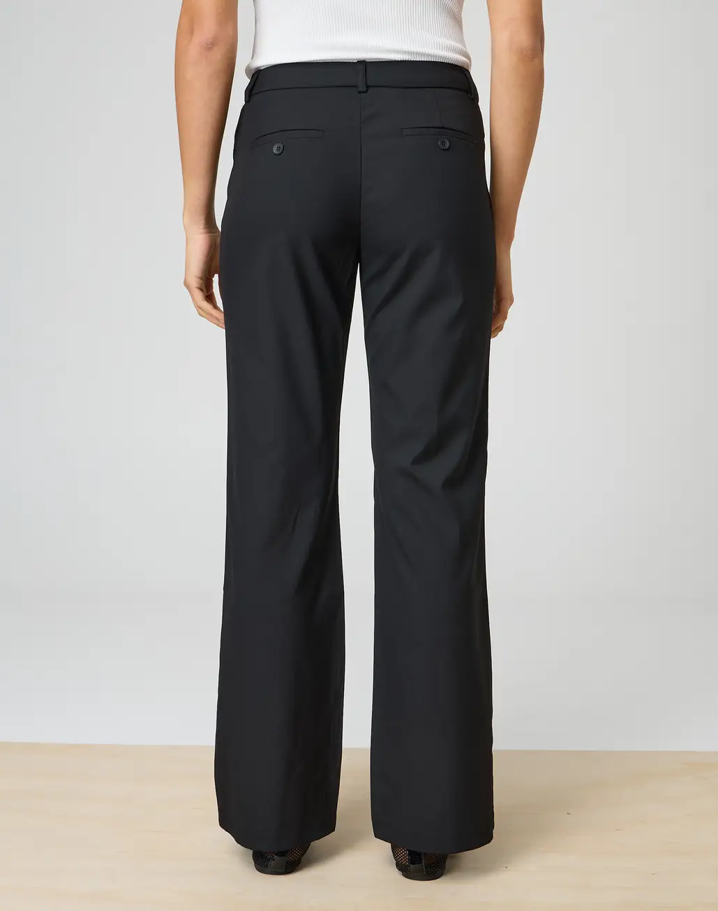 Mid Rise Straight Leg Pant