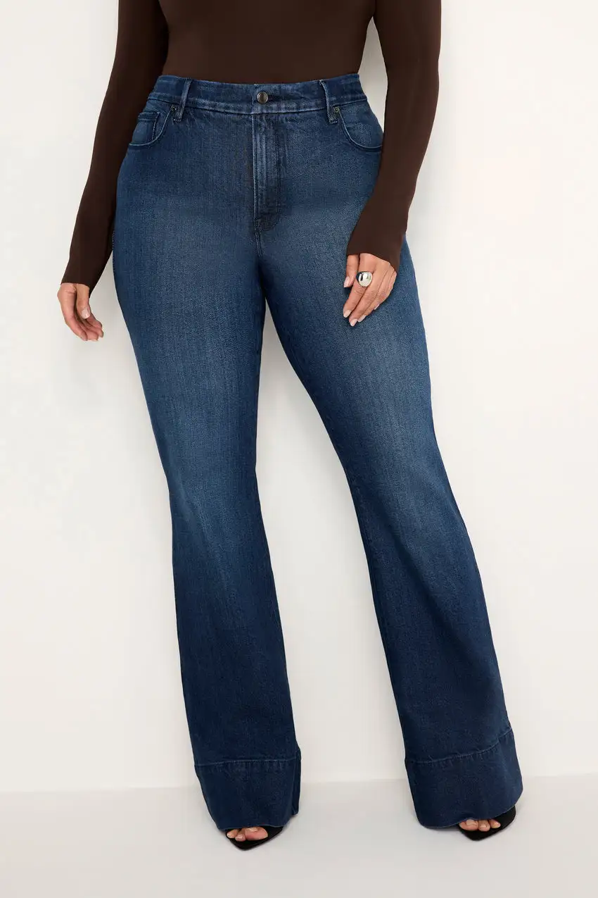 SOFT-TECH GOOD CLASSIC SLIM BOOTCUT JEANS