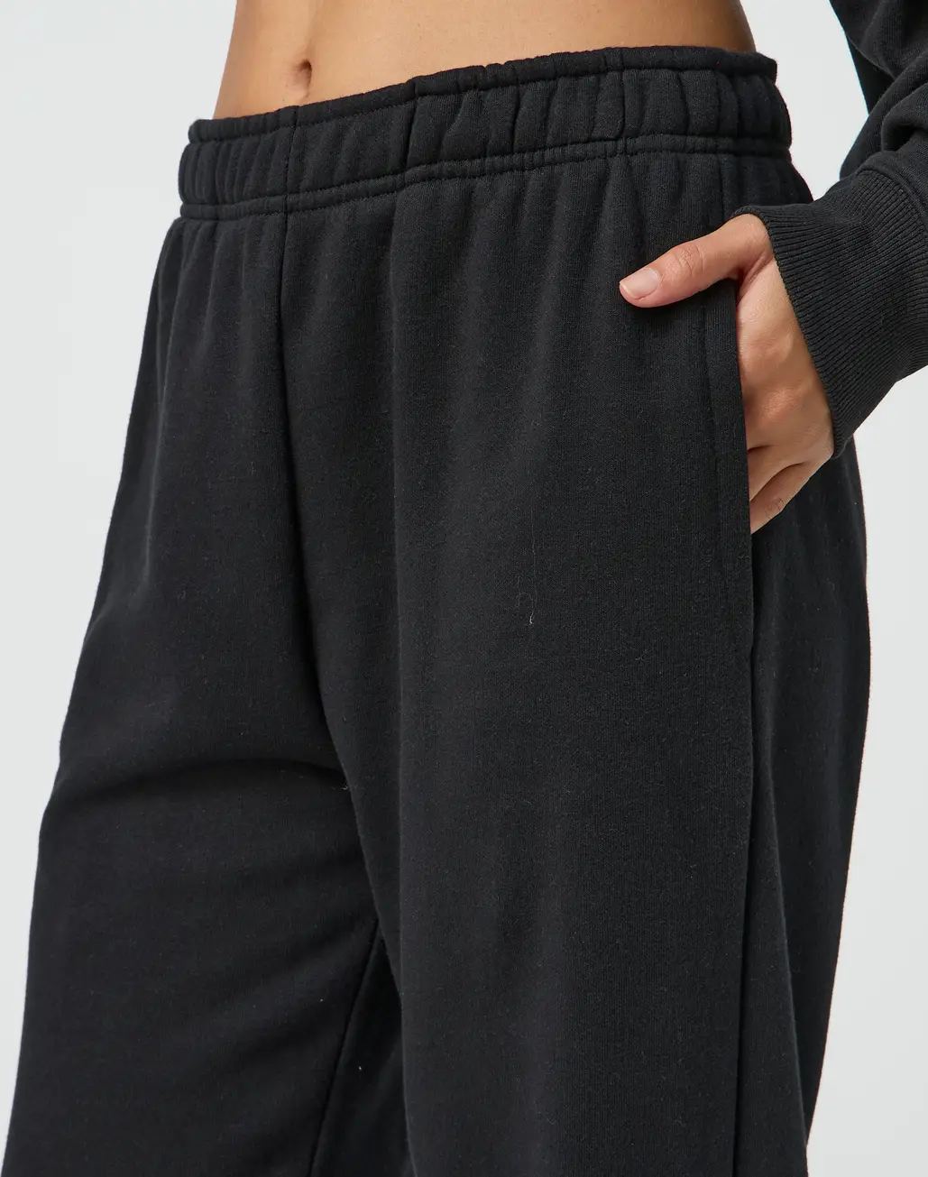 Wide Leg Jogger