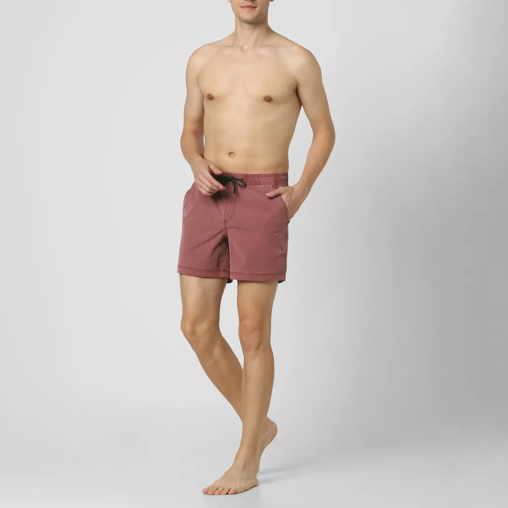 Volley Short-Red