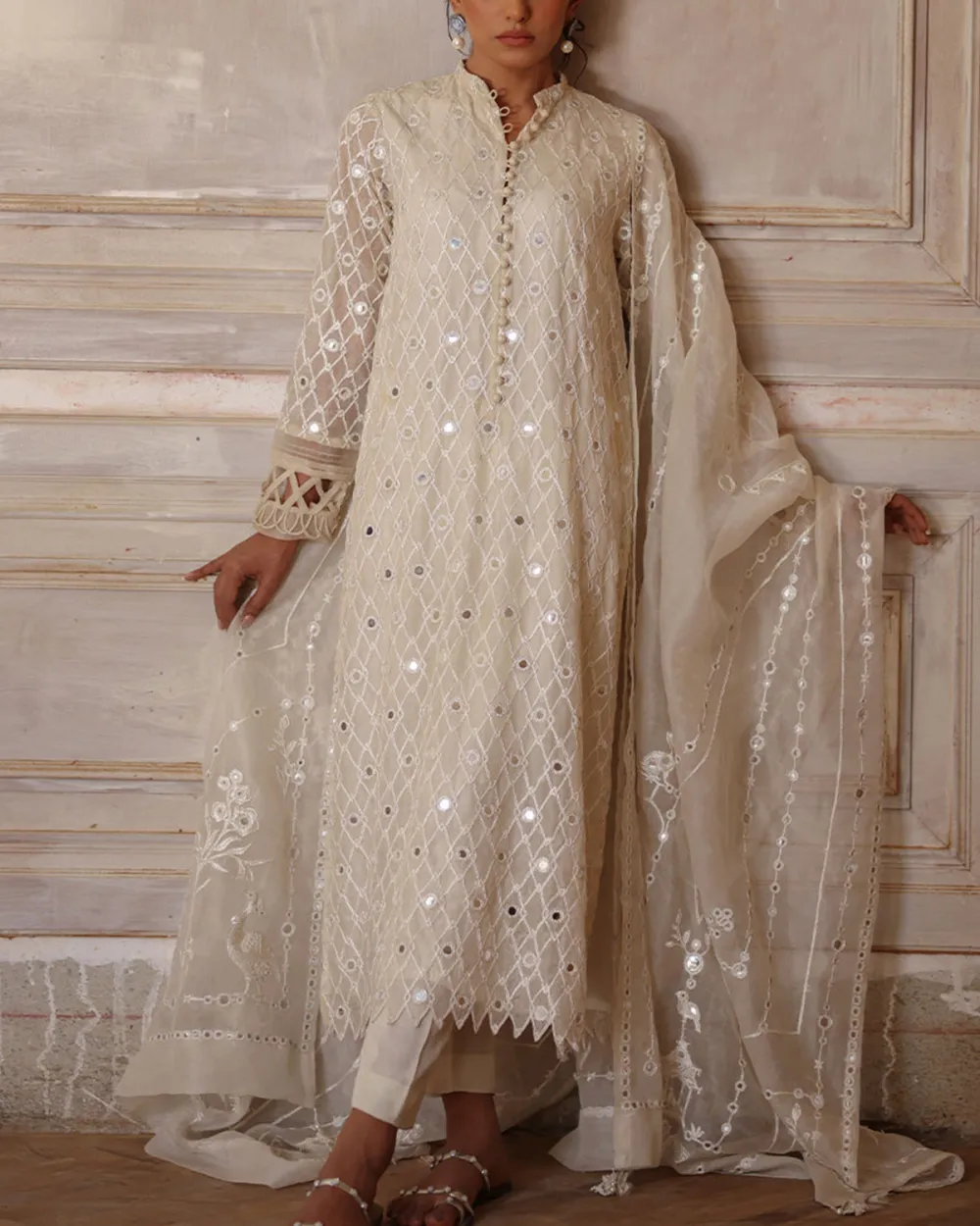 Vintage embroidered lace kaftan