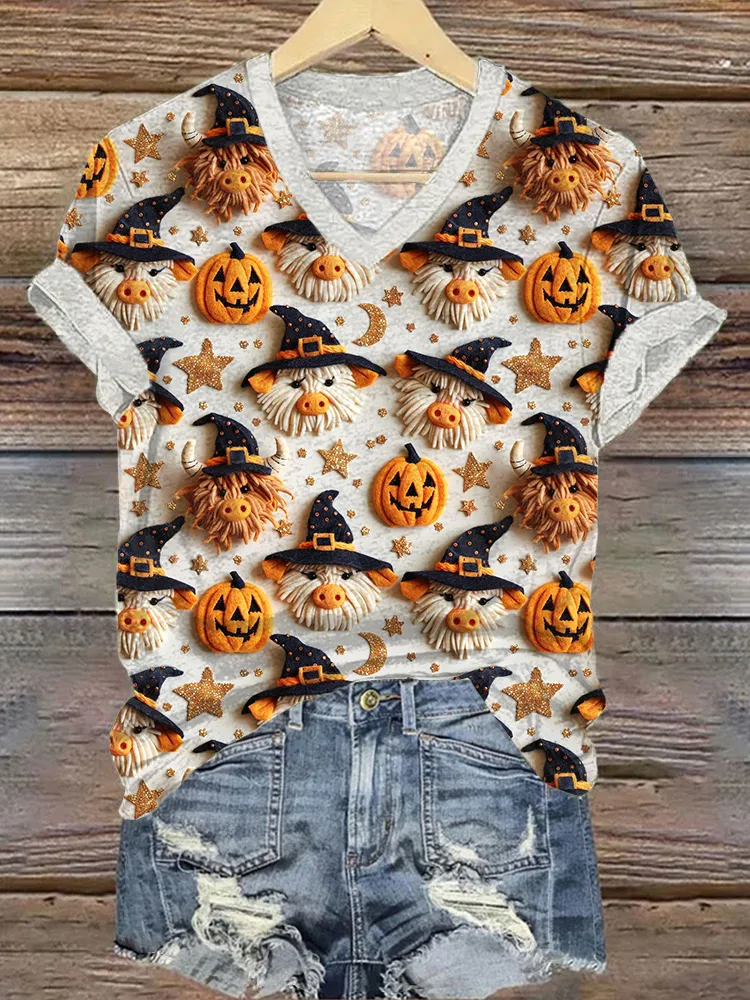 Highland Cow Pumpkin Pattern V-Neck T-Shirt