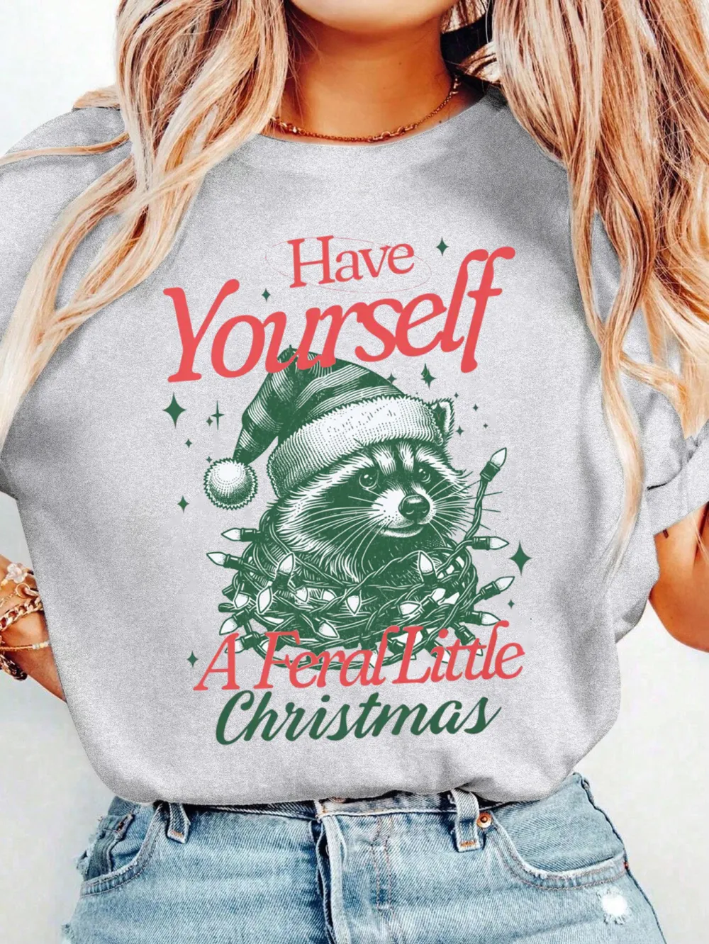 Christmas raccoon Lady T-shirt