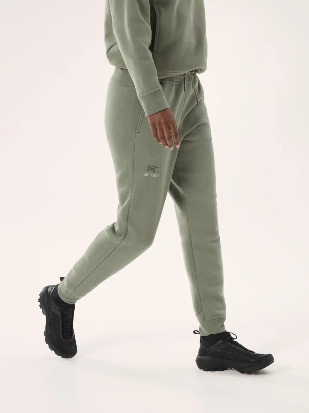 Emblem Fleece Jogger Women's