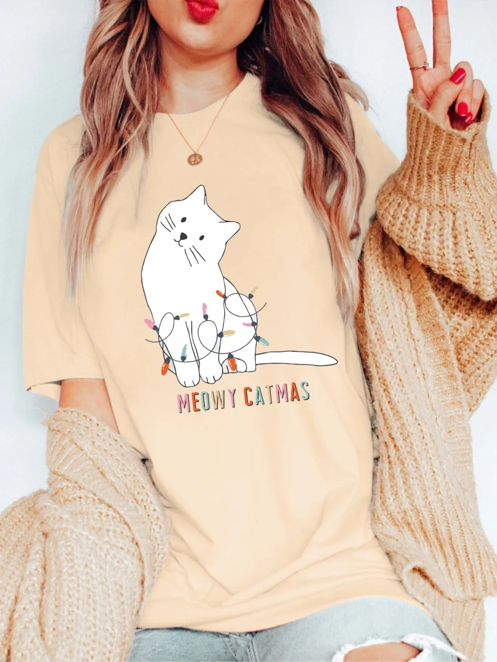 Kitty Santa Lady T-shirt