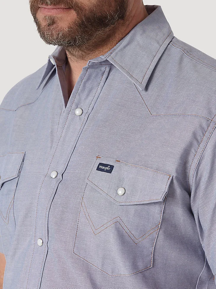 COWBOY CUT® WORK SHORT SLEEVE WESTERN SNAP SOLID CHAMBRAY SHIRT IN CHAMBRAY