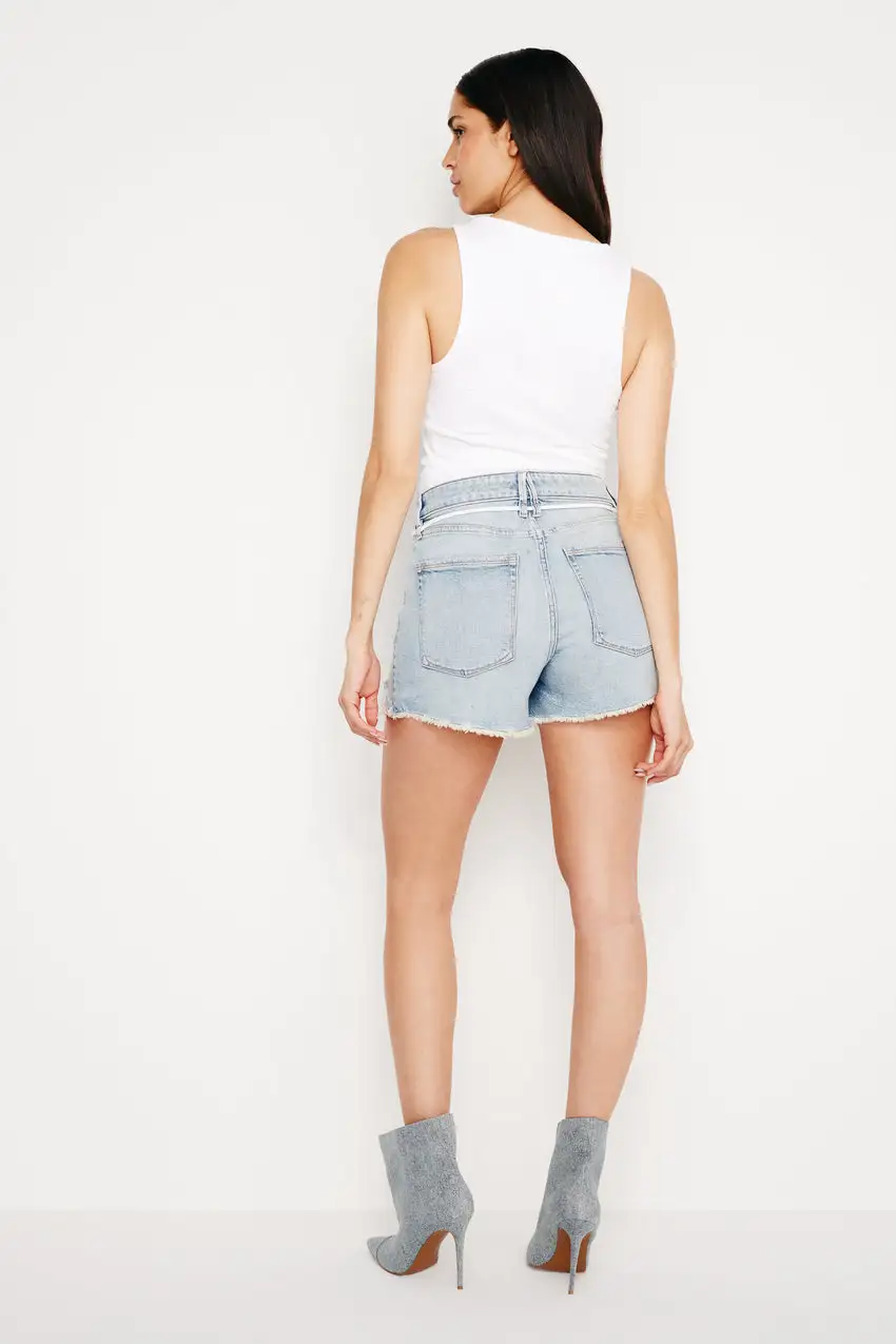 GOOD GIRLFRIEND SHORTS