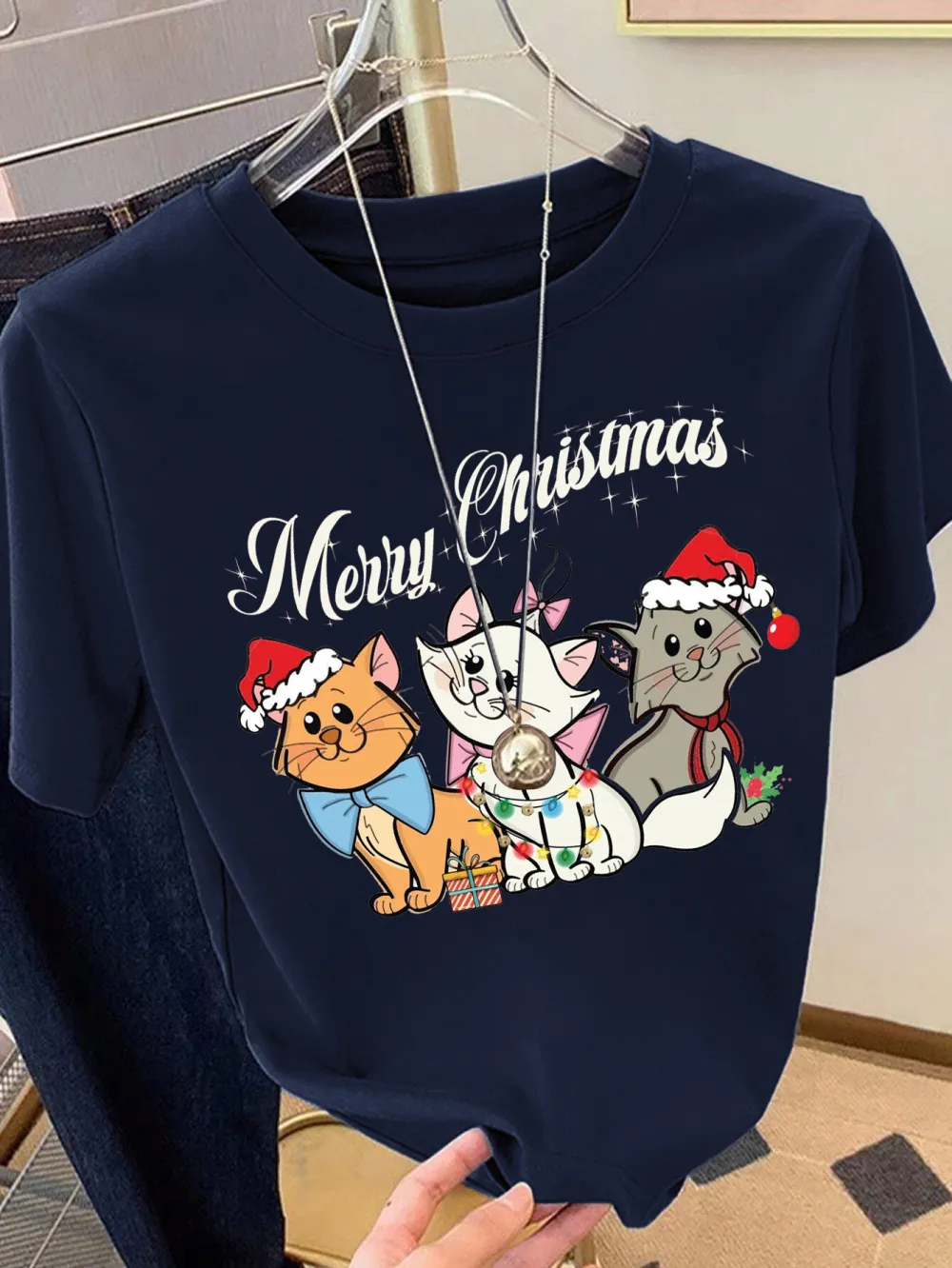 Kitty Santa Lady T-shirt