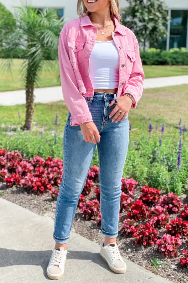 Short pink denim button jacket