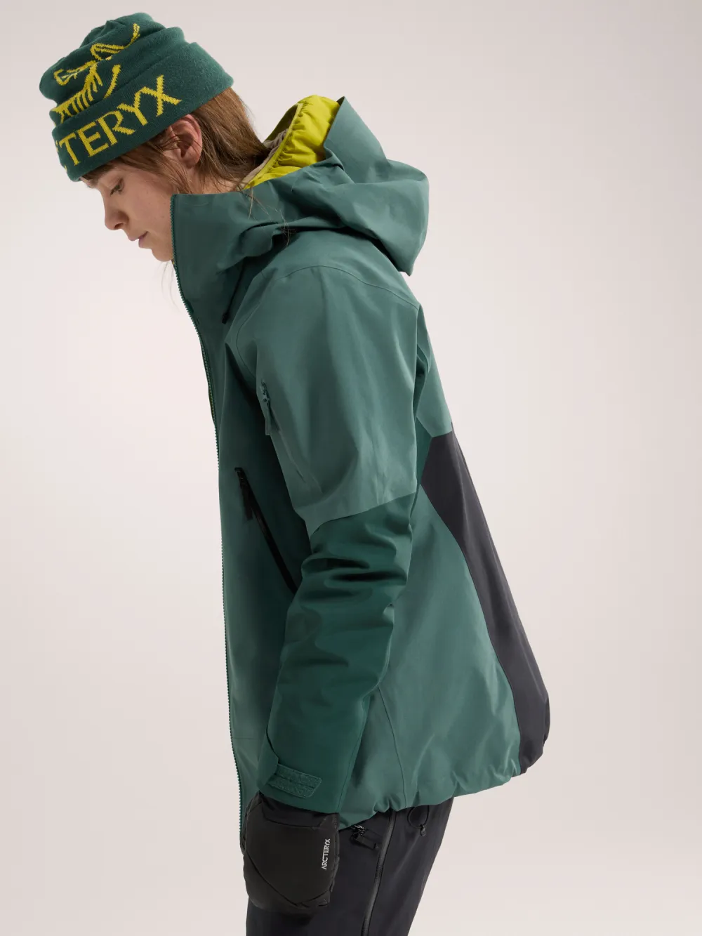 Sentinel Jacket Women's