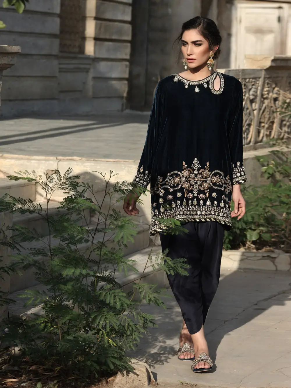 ALISHA KURTA W/ SKINNY SHALWAR