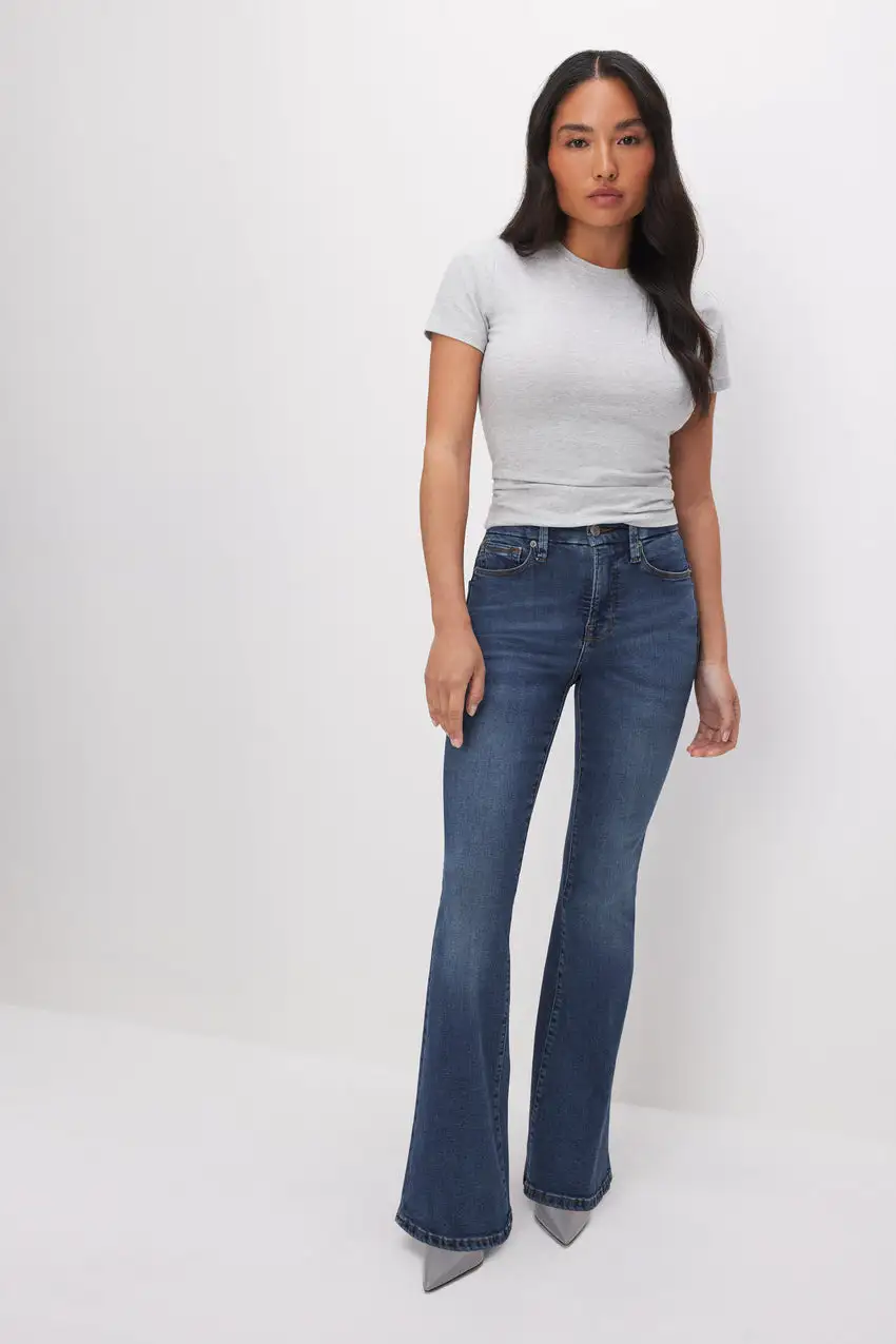 GOOD PETITE FLARE JEANS