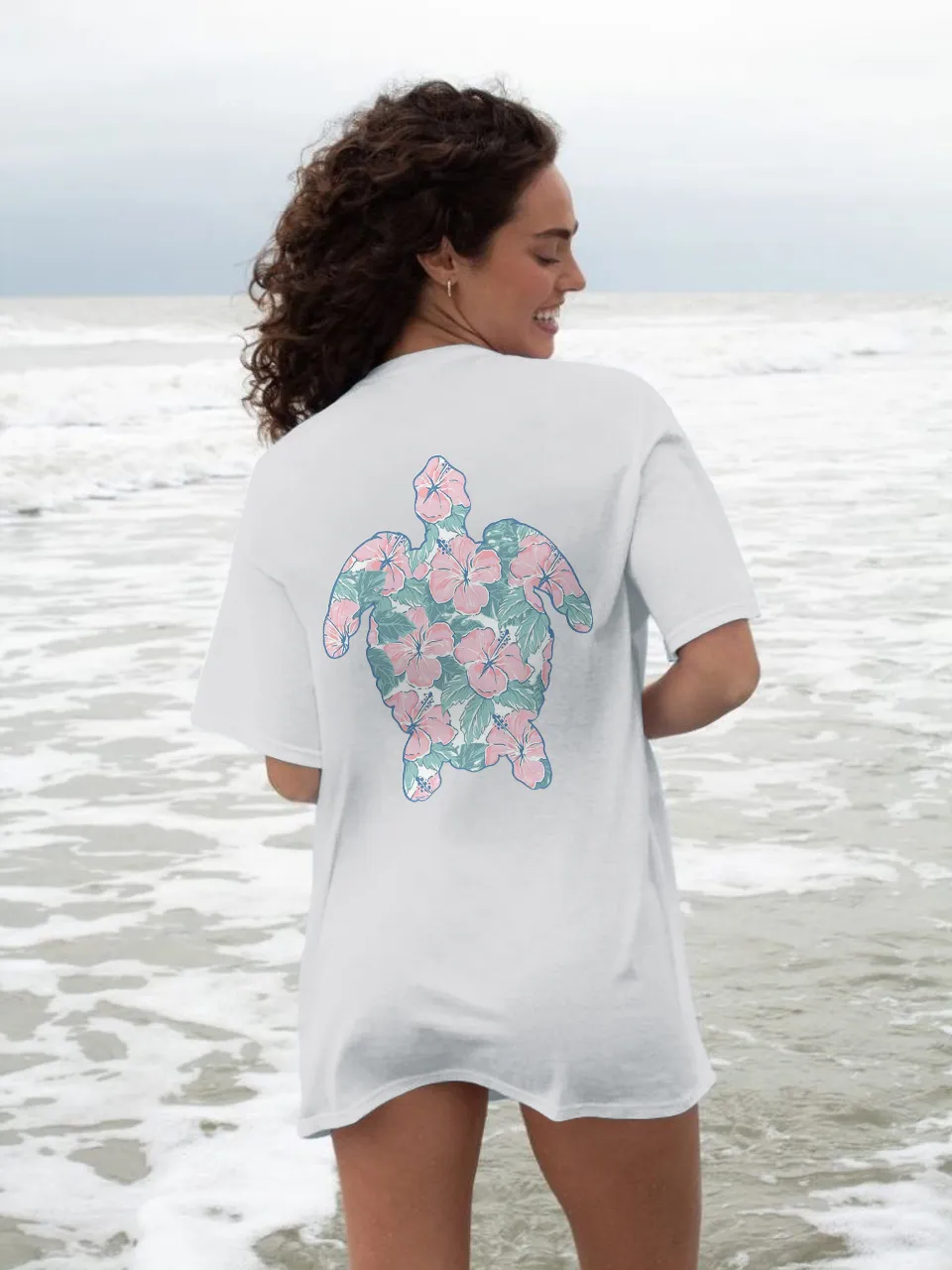 tropical patterned sea turtle  Tee