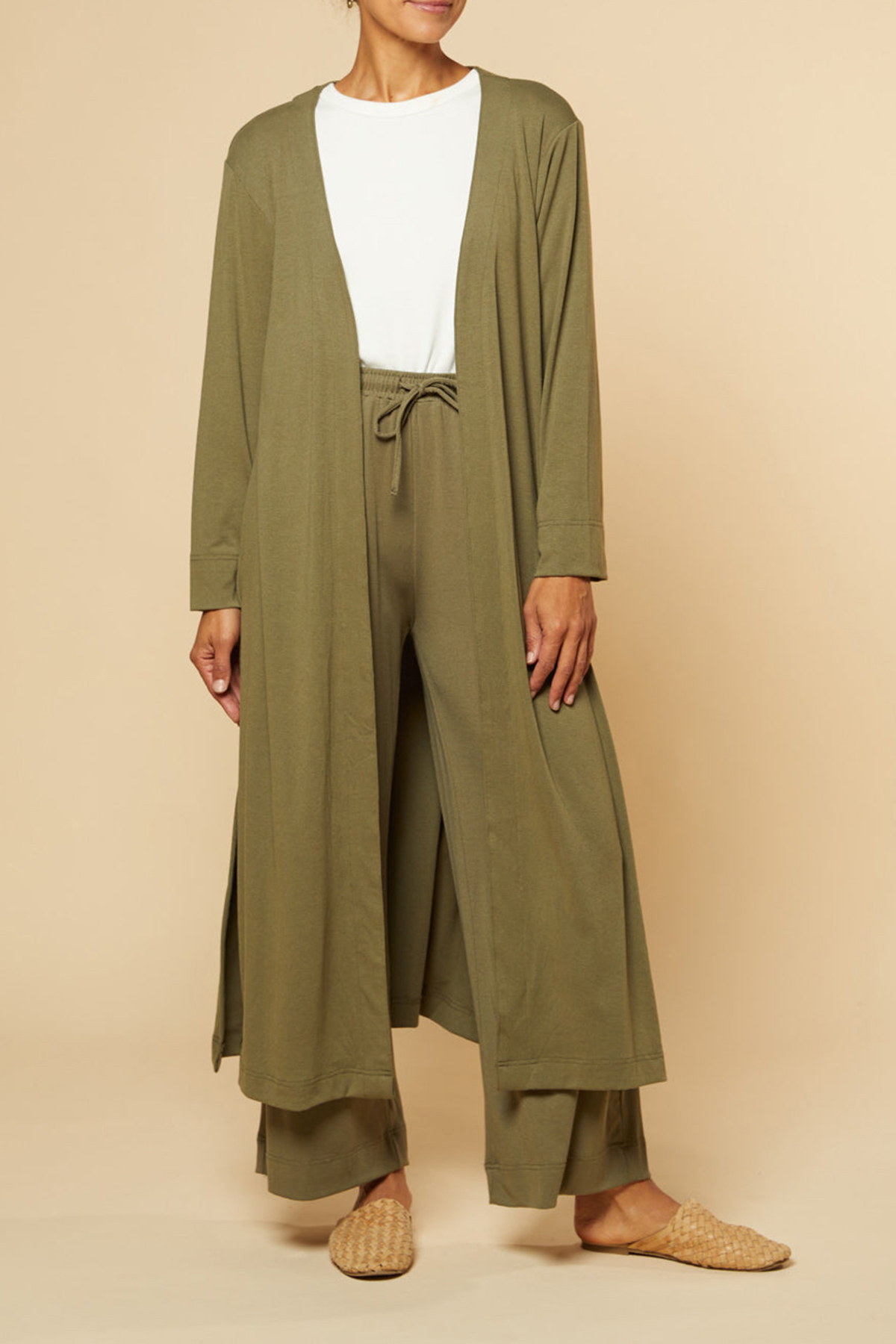 Wide Leg Stretch Pants in Khaki