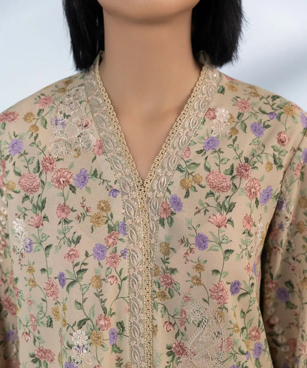 3 Piece - Embroidered Lawn Suit