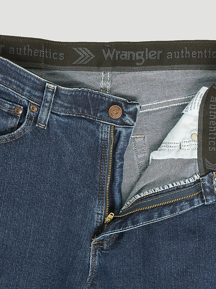 MEN'S WRANGLER AUTHENTICS® REGULAR FIT COMFORT WAIST JEAN IN BLUE OCEAN