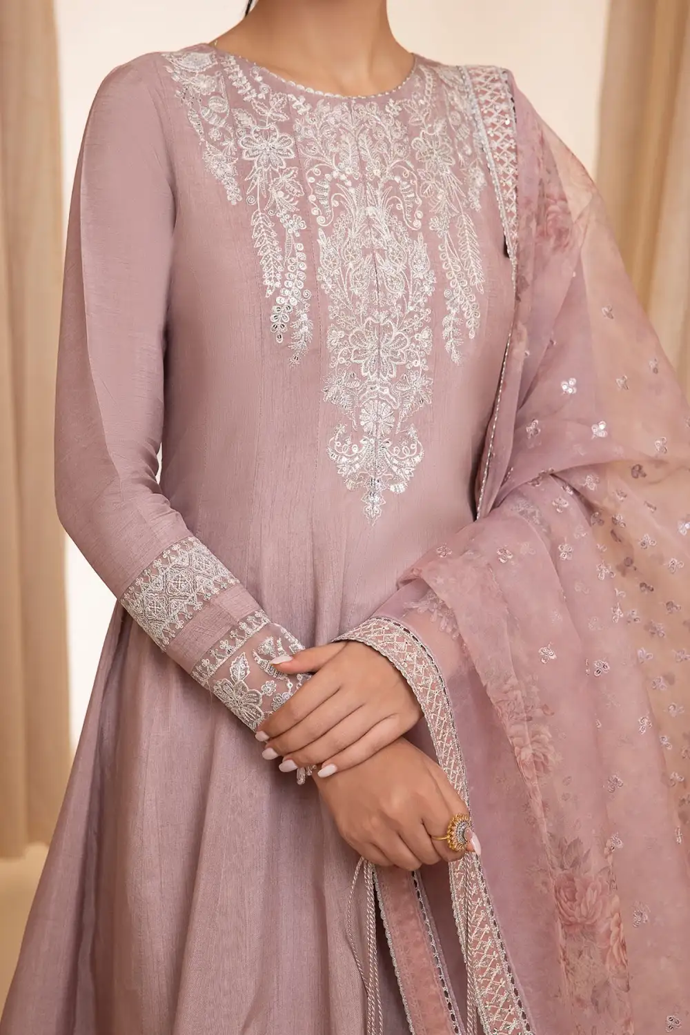 EMBROIDERED RAW SILK SETS