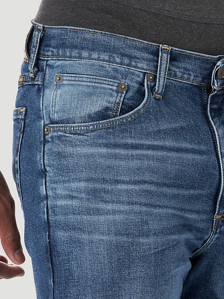 MEN'S RELAXED FIT FLEX JEAN IN MID DENIM