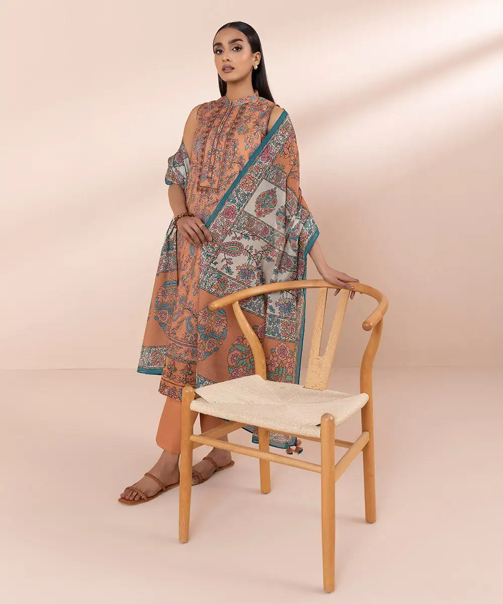 3 Piece - Embroidered Lawn Suit