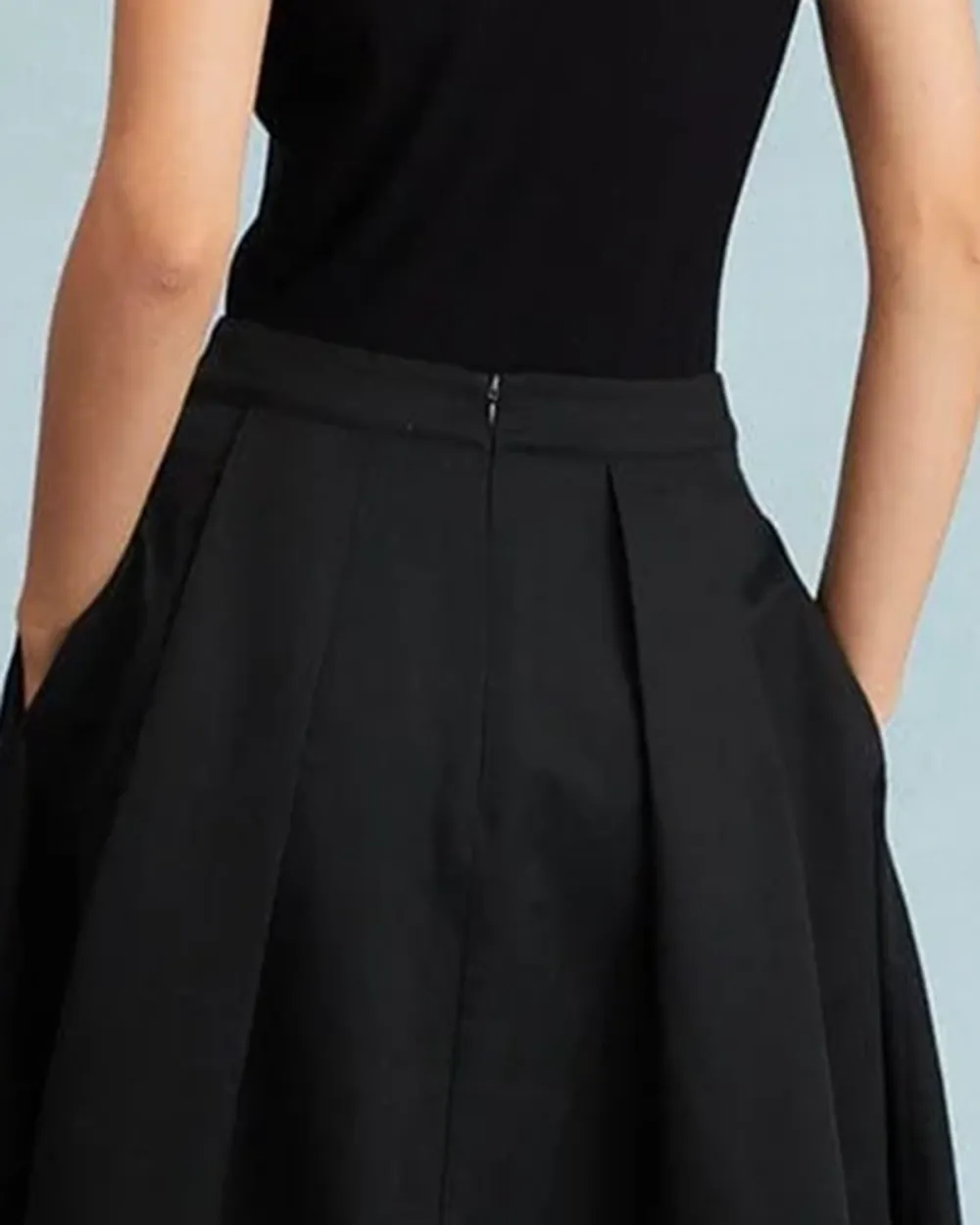 Pure black long skirt