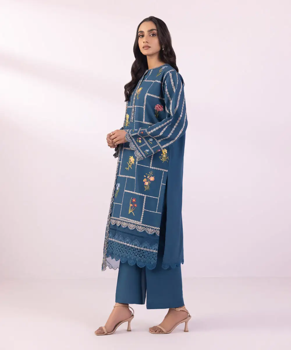 3 Piece - Embroidered Lawn Suit