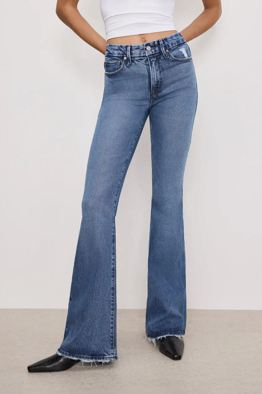 SOFT-TECH GOOD LEGS FLARE JEANS