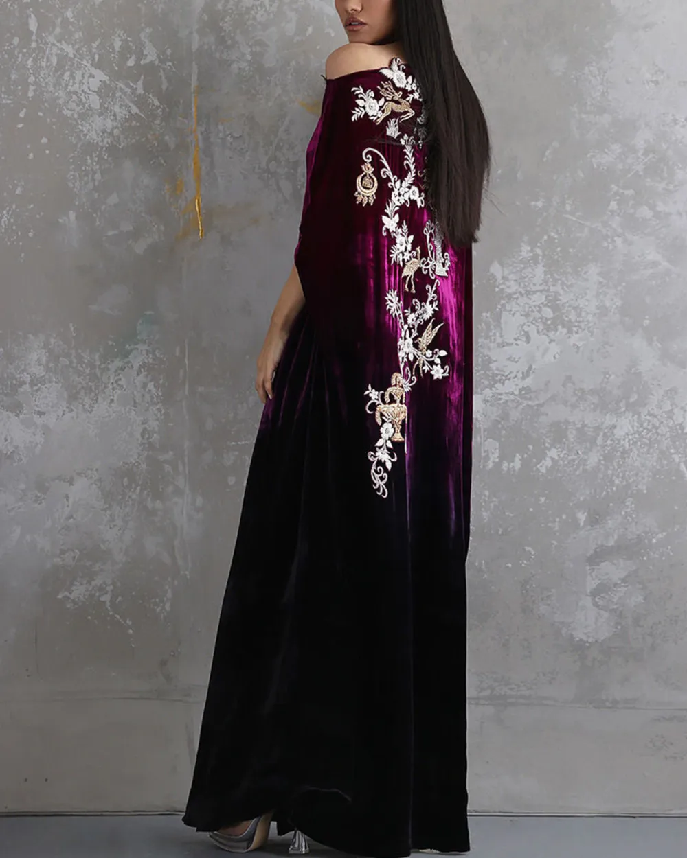 Vintage embroidered velvet kaftan