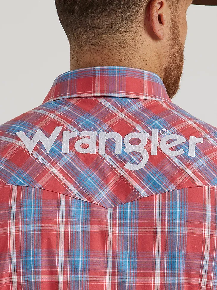 MEN'S WRANGLER® LOGO LONG SLEEVE WESTERN SNAP SHIRT IN LARK PLAID