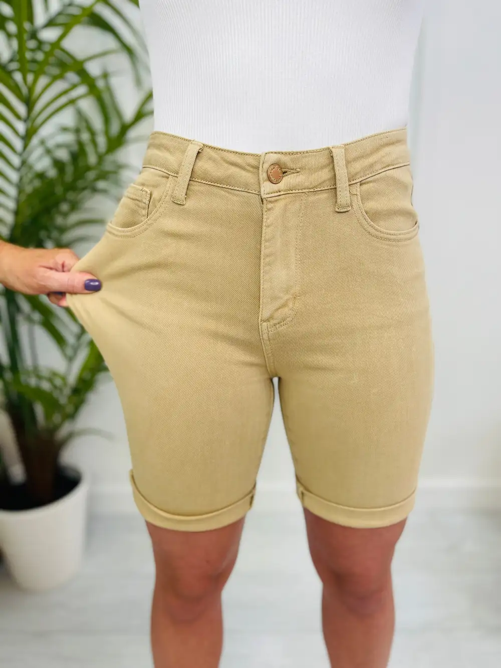 PLUS/REG Pretty Mama Cuffed Bermuda Shorts