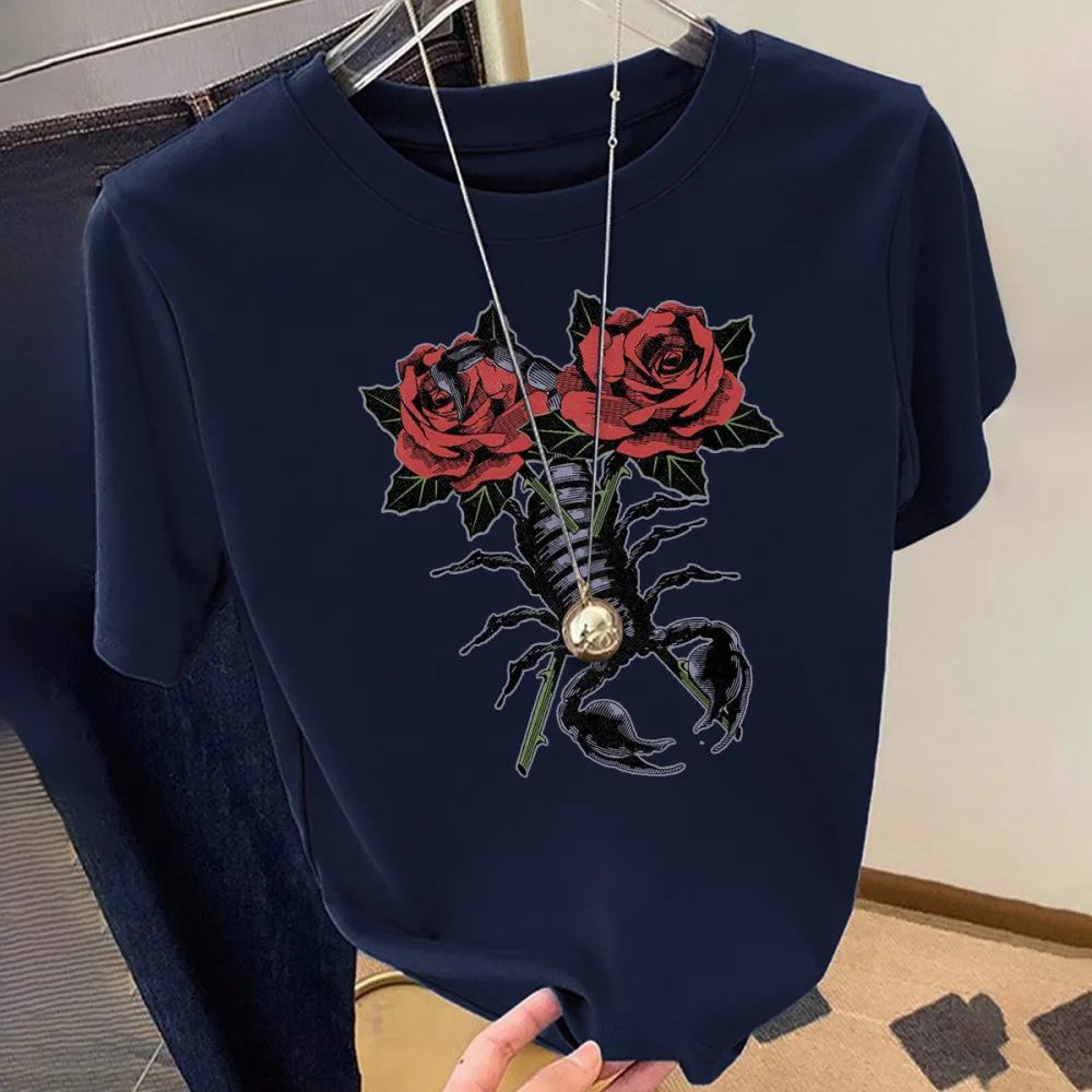 Rose scorpion Women's T-shirt