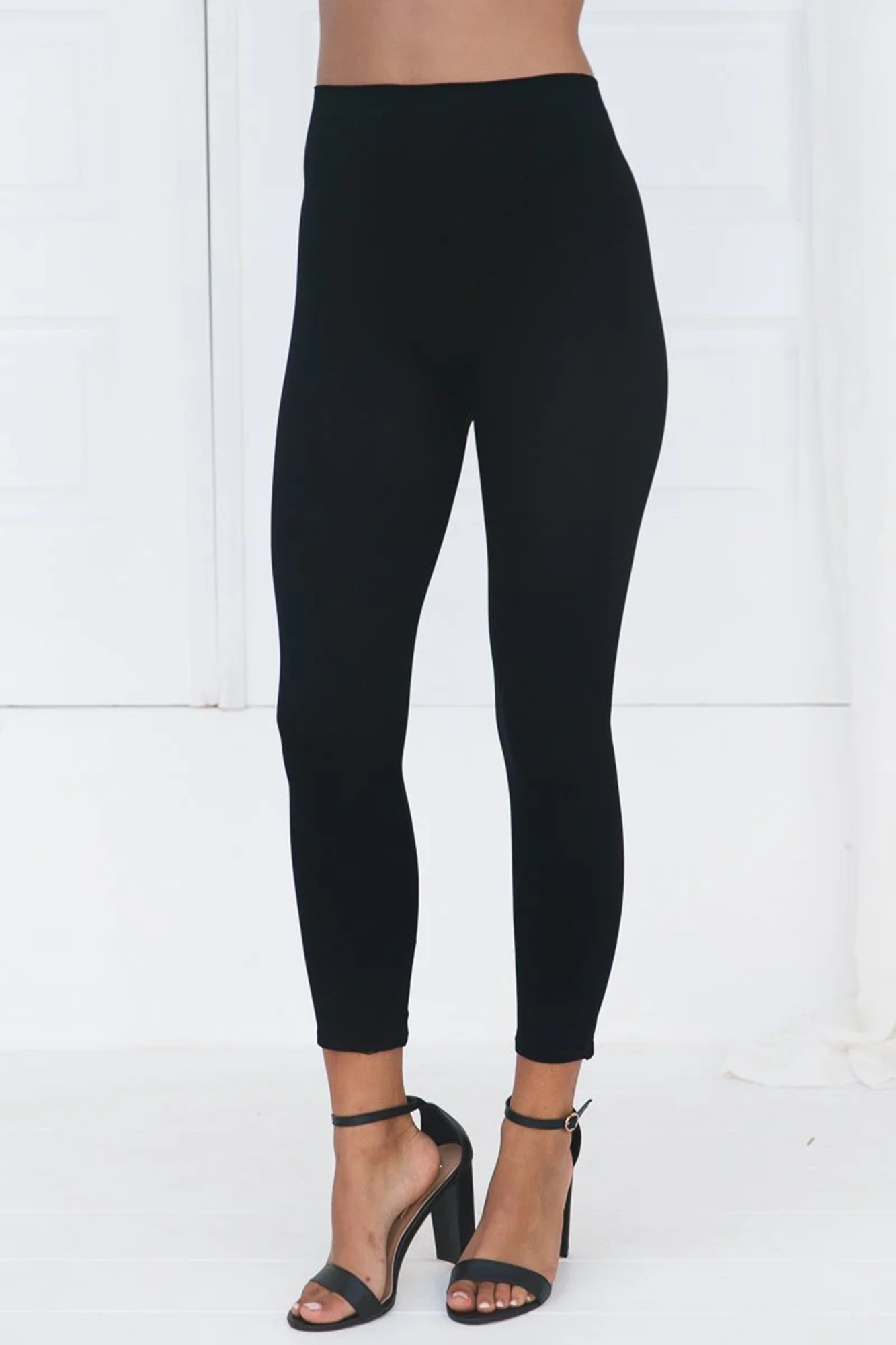 Natalia Basic Leggings