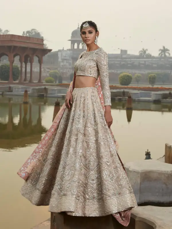 CHOLI W/ LEHENGA & DUPATTA