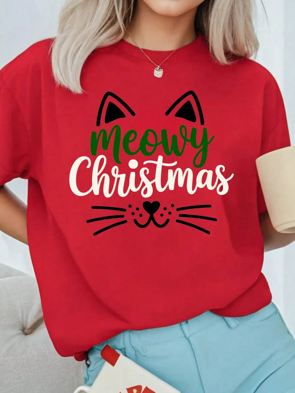 Kitty Santa Lady T-shirt