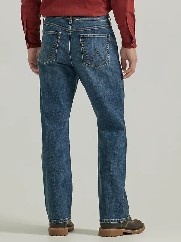 MEN'S COMFORT THAT WON'T QUIT  BOOTCUT JEAN IN DEEP DENIM