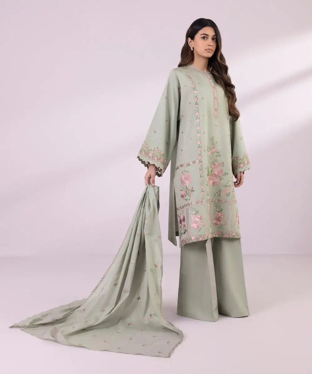 3 Piece - Embroidered Lawn Suit