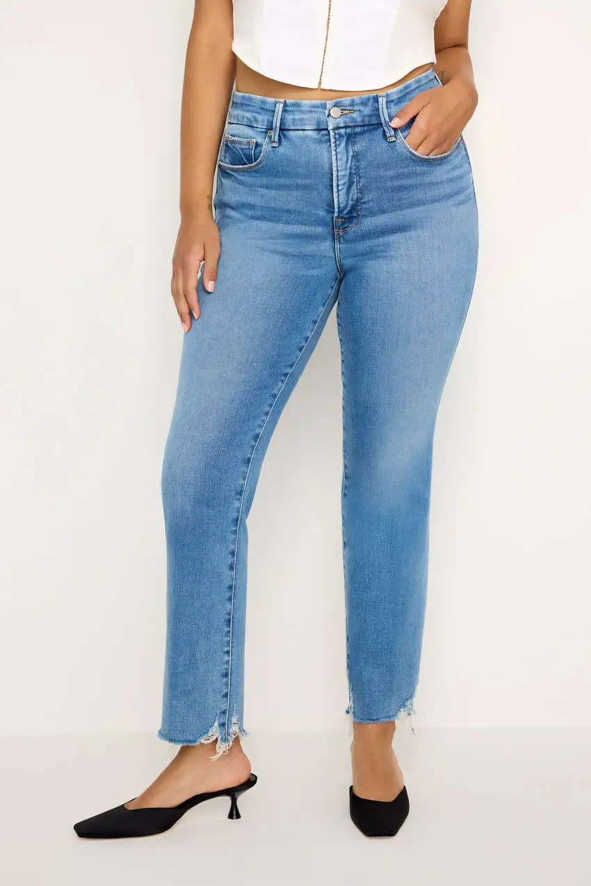 SOFT-TECH GOOD LEGS STRAIGHT JEANS