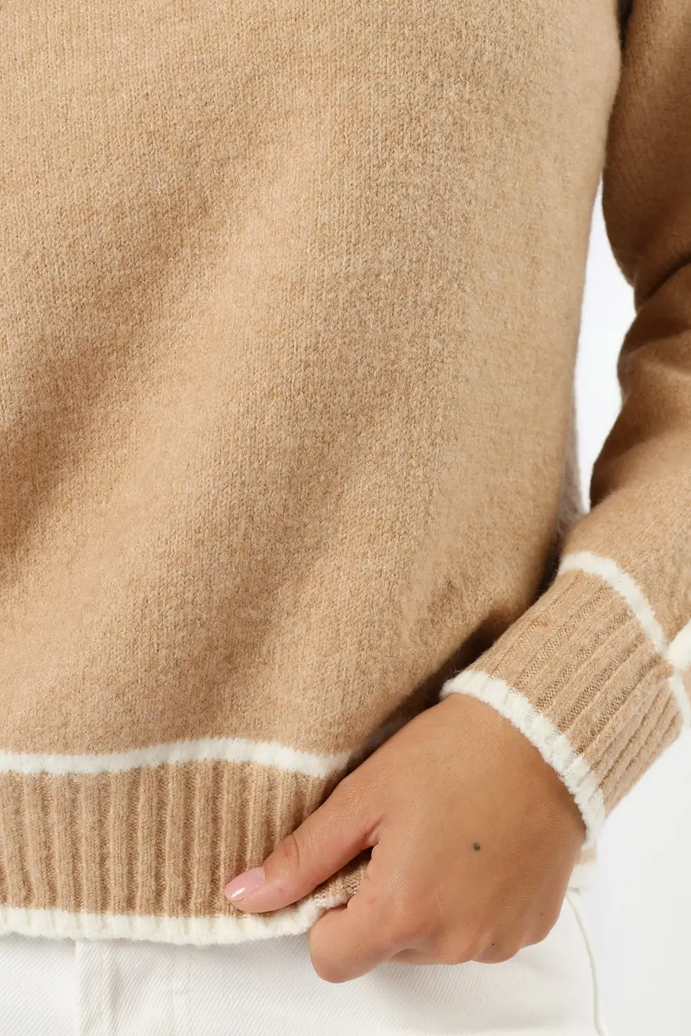 Rylee Contrast Hem Knit Sweater - Camel