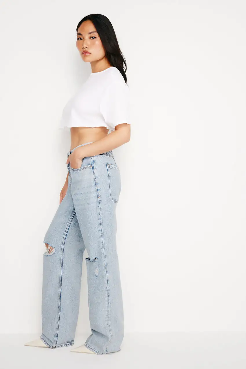 GOOD PETITE ’90s JEANS