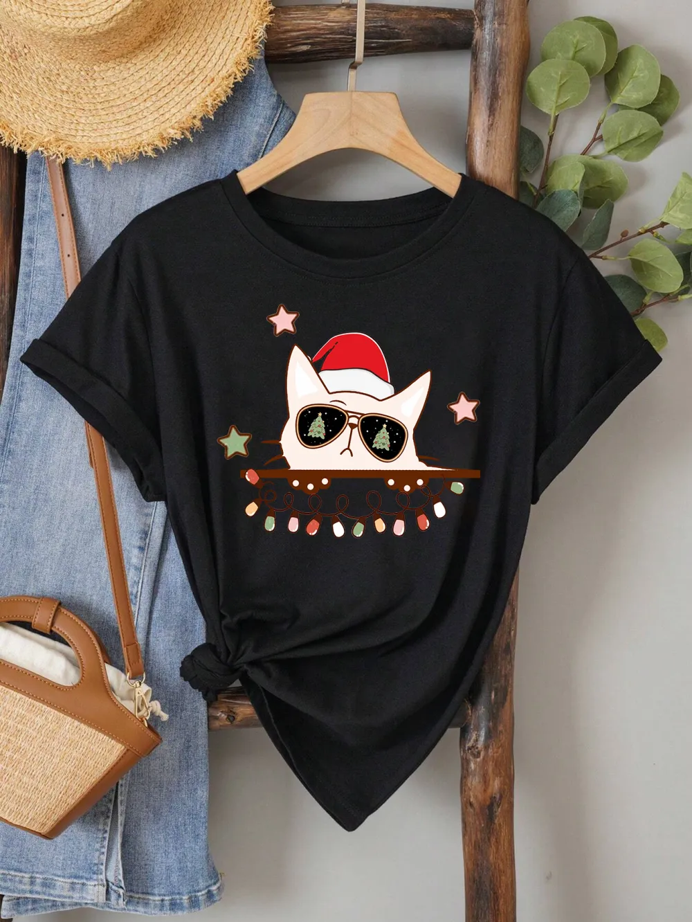 Kitty Santa Lady T-shirt