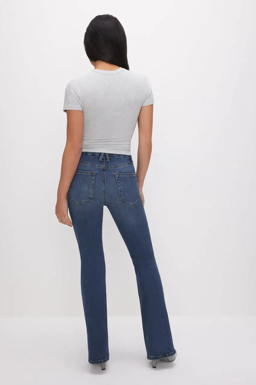 GOOD PETITE FLARE JEANS