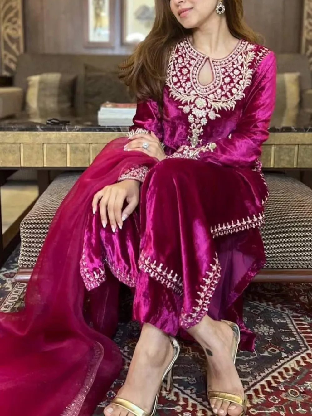 Rose red embroidered velvet suit