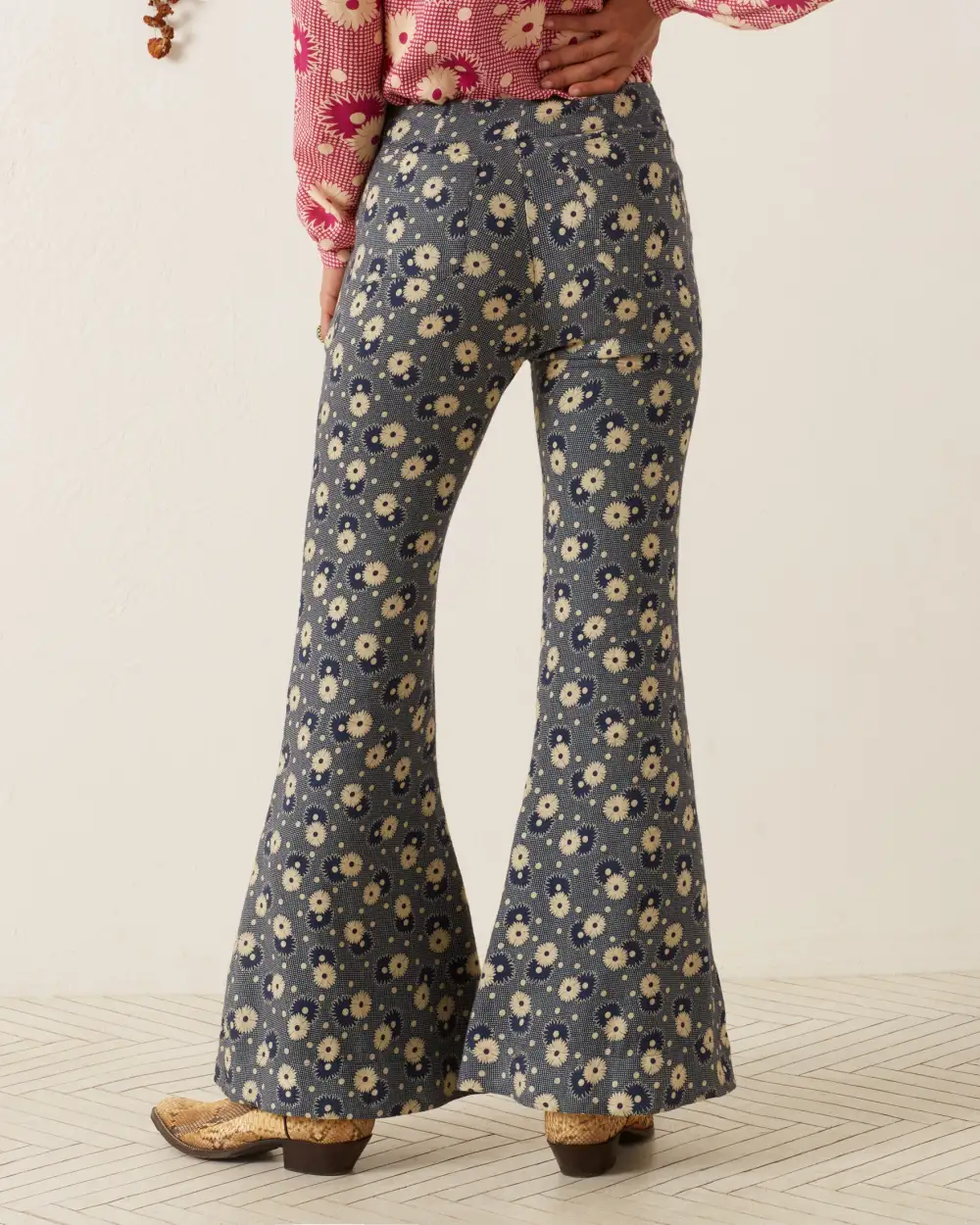 Farah Navy Daisy Pant