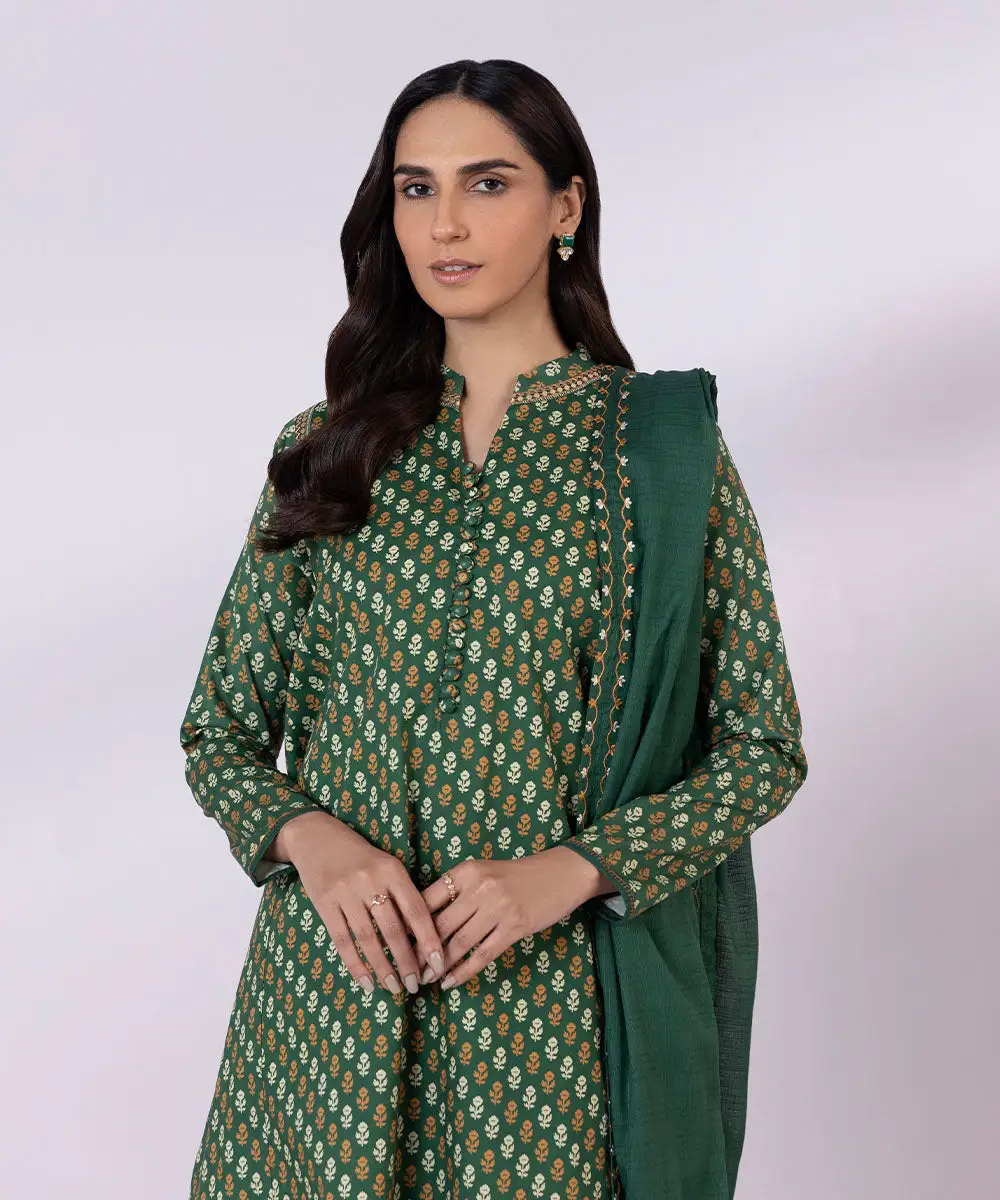 3 Piece - Embroidered Lawn Suit