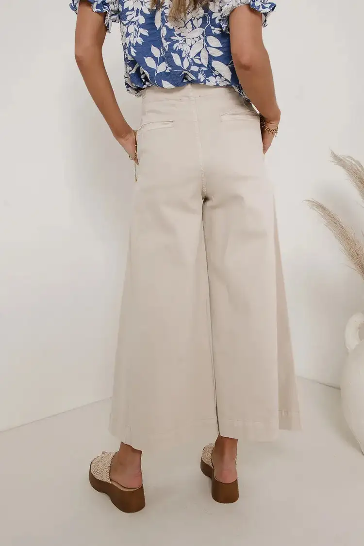 RUE WIDE LEG JEANS IN BEIGE