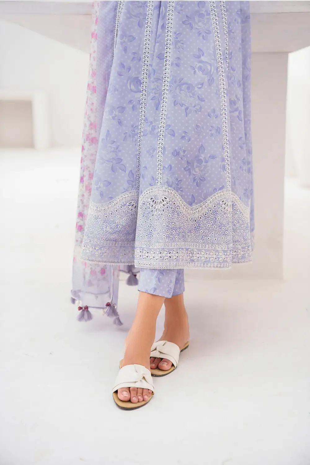 Embroidered Lawn RTW