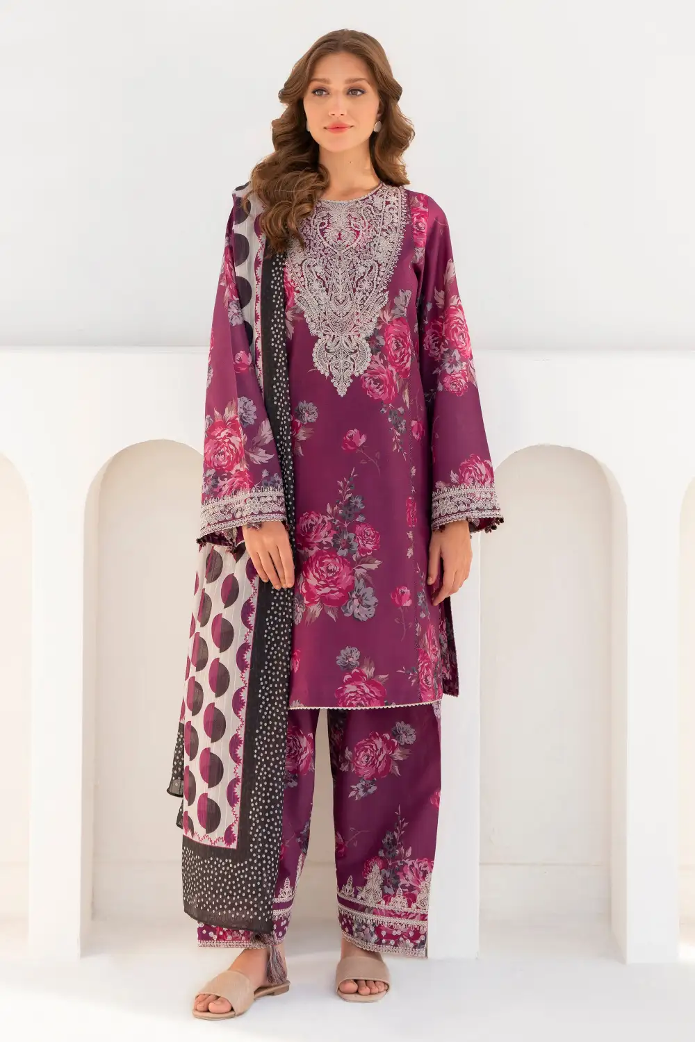 Embroidered Lawn RTW