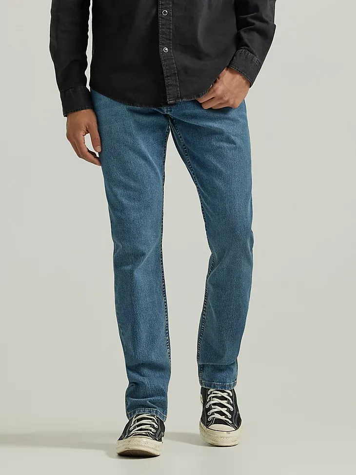 MEN'S RELAXED BOOTCUT JEAN IN MEDIUM WASH