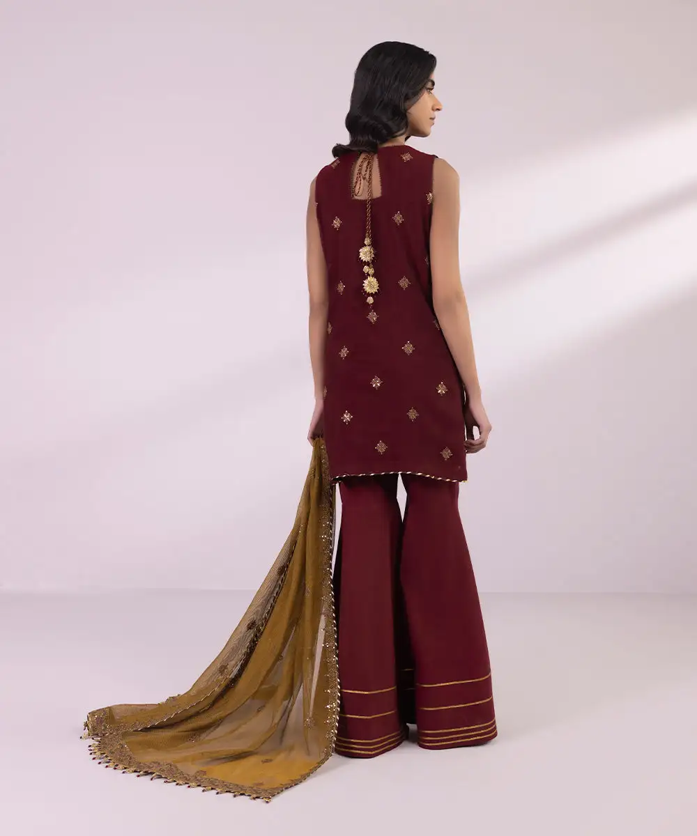 3 Piece - Embroidered Khaddi Net Suit