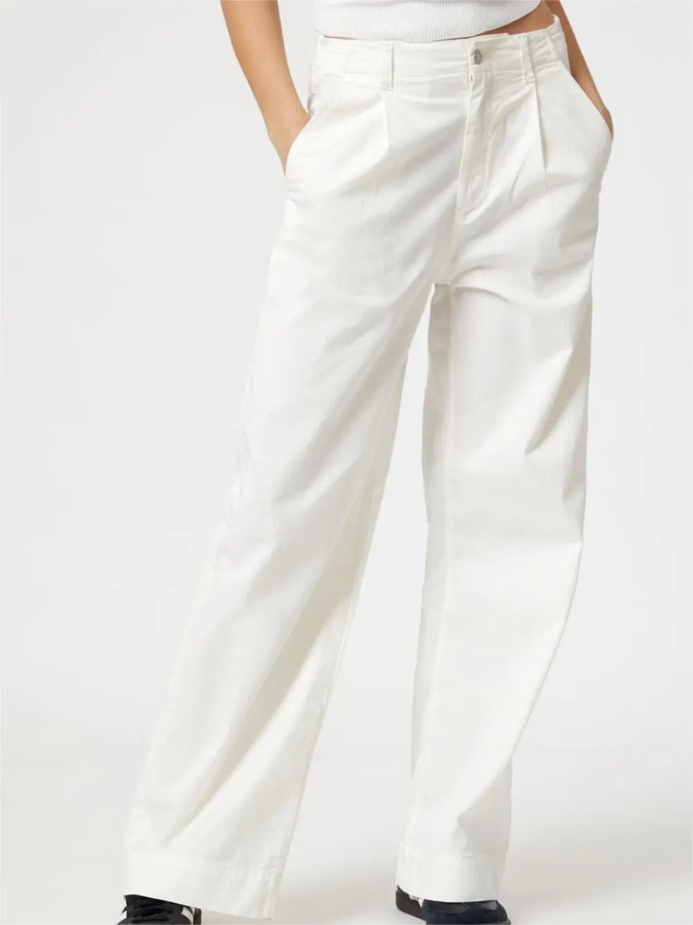 Pera Pleated Wide Leg Pants